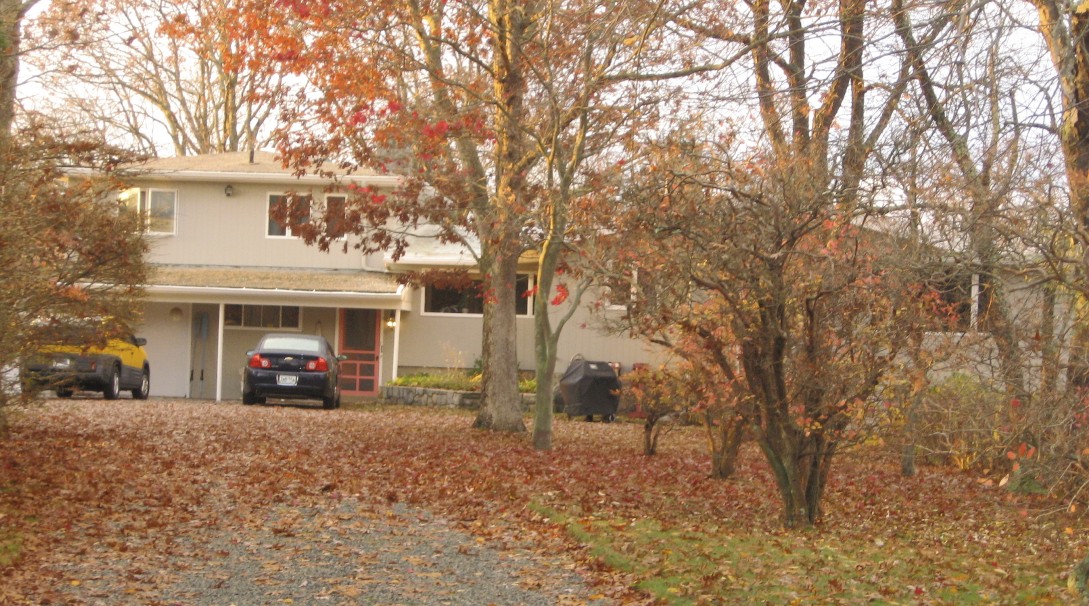 masons island  mystic CT waterfront Fall vacation rental