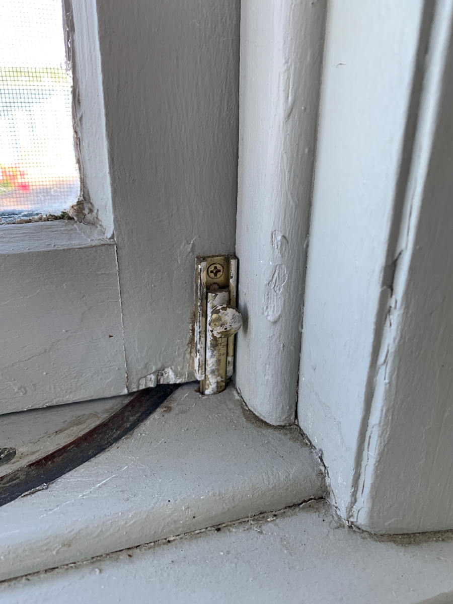 Sunroom sliding Picture Window lock Waterfront